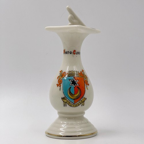 Vintage carlton crested china - carlton,