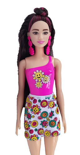 Barbie asiatica color - barbie,