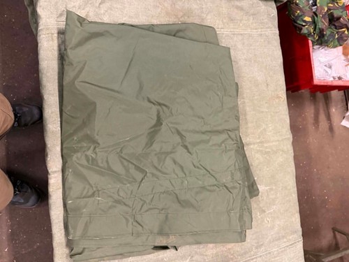Military poncho press - uk,