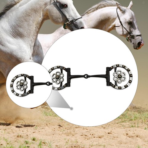 Filetto per cavallo con - per, d-