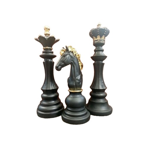 Tris statuine grandi scacchi - statuine,