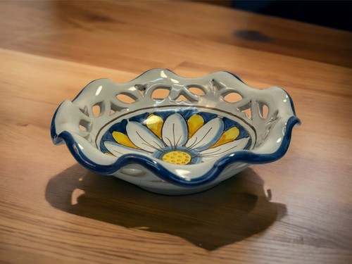 Maiolica floreale dipinta - , a