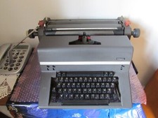 MACCHINA DA SCRIVERE VINTAGE FACIT 1740 DA REVISIONARE.NO OLIVETTI 