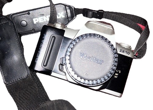 Pentax outfit camera 35 - zx-50,