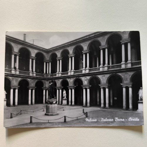 Milano palazzo brera cortile - palazzo,