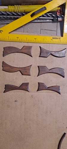 Pezzi in legno massello - 6,