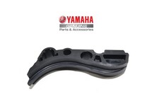 Pattino guida catena pignone in gomma original Yamaha per XJ6 600 Diversion 2008