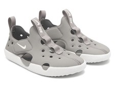 Nuovi sandali Nike Sunray Protect 4 bambini bambino ragazzo taglia 10 c grigi nuovi con etichette