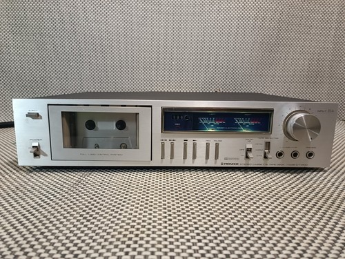 Pioneer 200 stereo cassette - stereo,