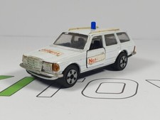 Mercedes Ambulanza T123 Notarzt Made in HK 1/43