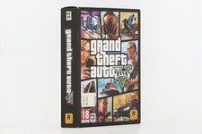 PC DVD ROM Grand Theft Auto Five - 7 DVD + Mappa - 2015 (COMPLETO) (RARO!)