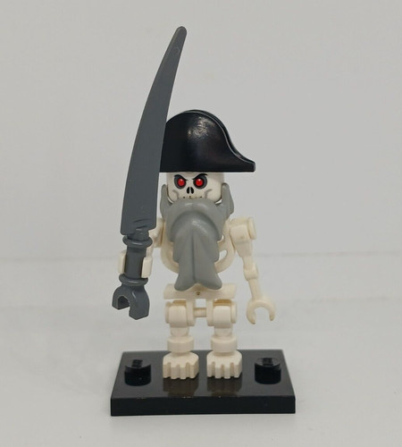Lego castle skeleton capitan - lego,