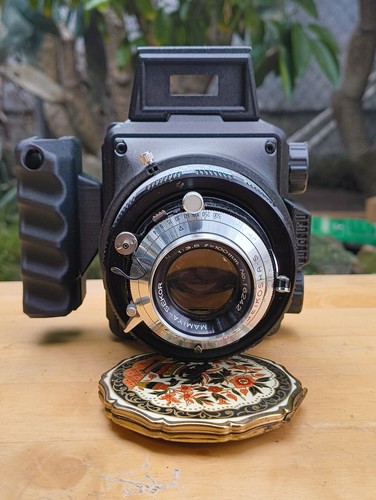 Nanopano compact mamiya press - compact,