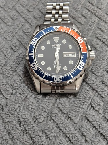 Seiko sports 200 kinetic pepsi - kinetic,