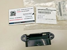 92158-03H00-Y0J Originale Suzuki fermo cerneria cupolino scatola anteriore UH125