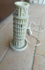 Statua torre pisa - di,