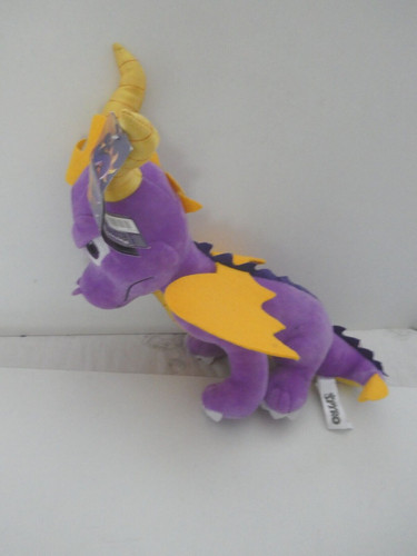 Play spyro drago - by,