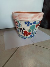 vaso di terracotta decorato a