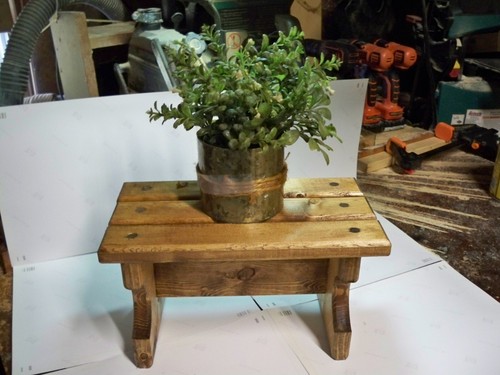 Sgabello gradini legno - in,