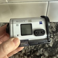 Pacchetto Sony Action Cam HDR-AS200V - 1080p HD Wi-Fi antispruzzo con obiettivo Zeiss