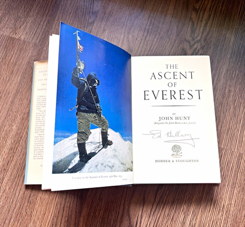 The ascent everest - ascent, signed