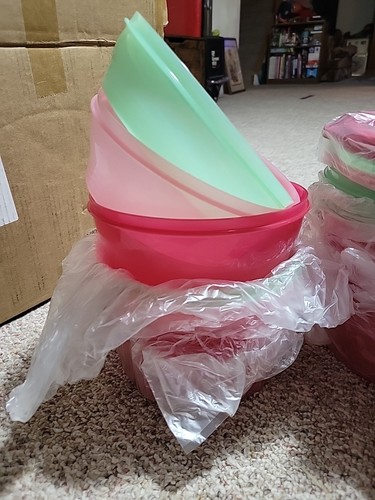 New tupperware classic - tupperware,
