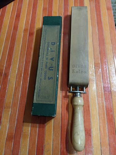 Coramella divus extra alta - divus,