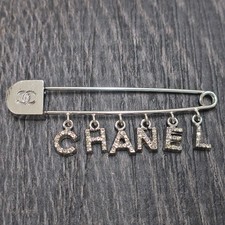 Spilla CHANEL placcata argento