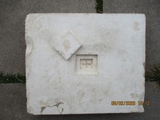 ANTIQUE CENTRAL ALTAR STONE