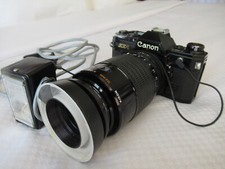 Canon AE-1 SLR (il corpo è