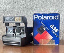 Polaroid 636 (film 600) Close