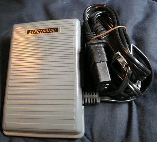 Macchina cucire elettronica - macchina, da