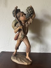 Statuina Anri Ferrandiz 10" ragazzo intagliato che mangia uva alta 10" - ottima