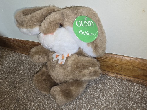 Raro gund raffles bunny - raro,