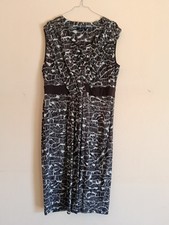 Vestito abito smanicato taglie