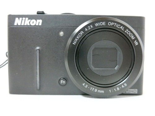 Fotocamera digitale compatta