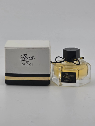 Gucci flora - by,
