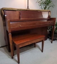 Yamaha Piano M450