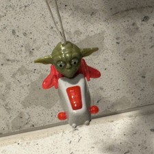 2016 KINDER SORPRESA YODA STAR