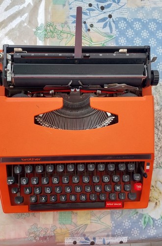 Macchina scrivere vintage - macchina, da