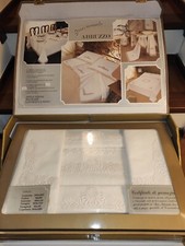 Bed linen and table set