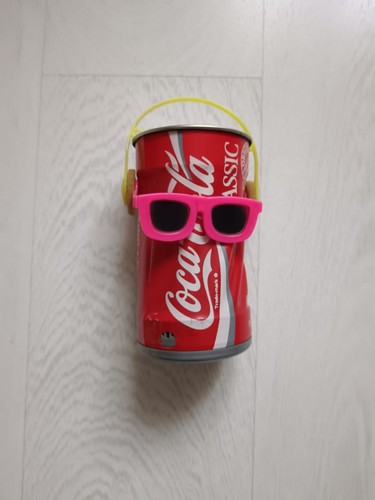 Lattina coca cola danzante - cola,