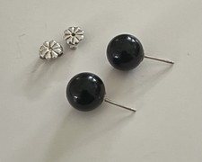 Autentici orecchini a perno
