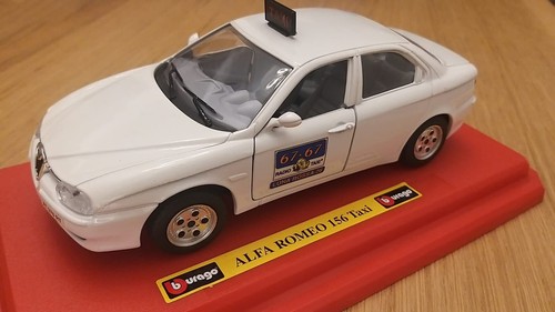 Alfa romeo 156 taxi burago - alfa,
