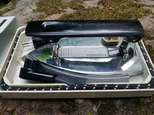 Ferro da stiro da viaggio