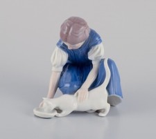 Statuina in porcellana Bing &