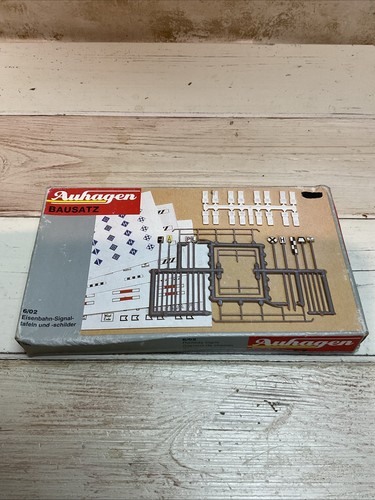 Auhagen 42602 railway signs - 42602,