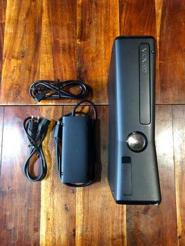 Console xbox 360 slim 250 - 360,