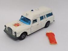 MATCHBOX K-26 / MERCEDES BENZ "BINZ" AMBULANCE (1970/75) SCALA 1:43