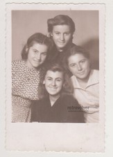 Foto antica di tre belle
